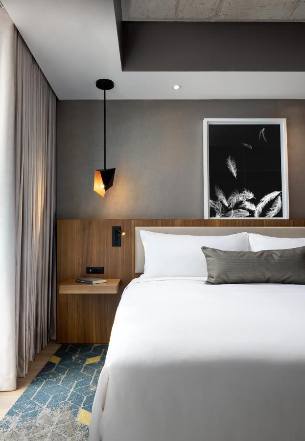 Humaniti Hotel Montreal, Autograph Collection Екстер'єр фото