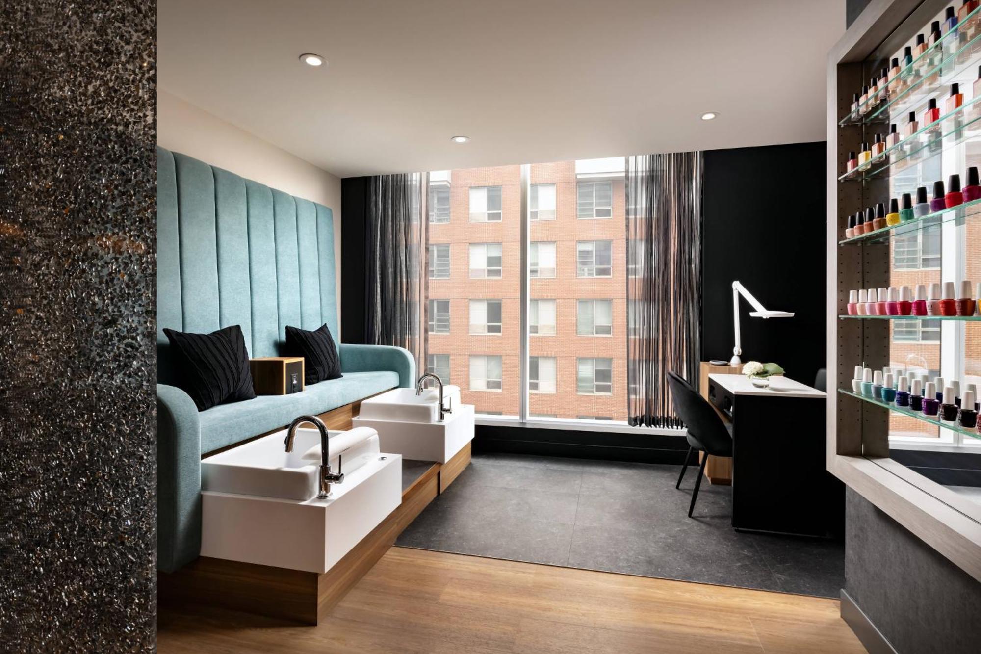 Humaniti Hotel Montreal, Autograph Collection Екстер'єр фото